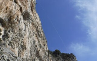 Rappel Insolite 180 M avec Cîmes et Canyons