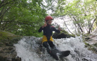 Toboggan canyon enfant demi-journée Azéro en Ardèche