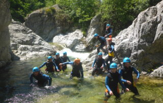 Groupe canyoning demi-journée Azéro en Ardèche