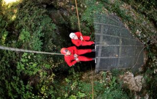 Caving : panoramic descent at the Aven d’Orgnac