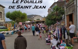Giant garage sale «Le Fouillis de St Jean»