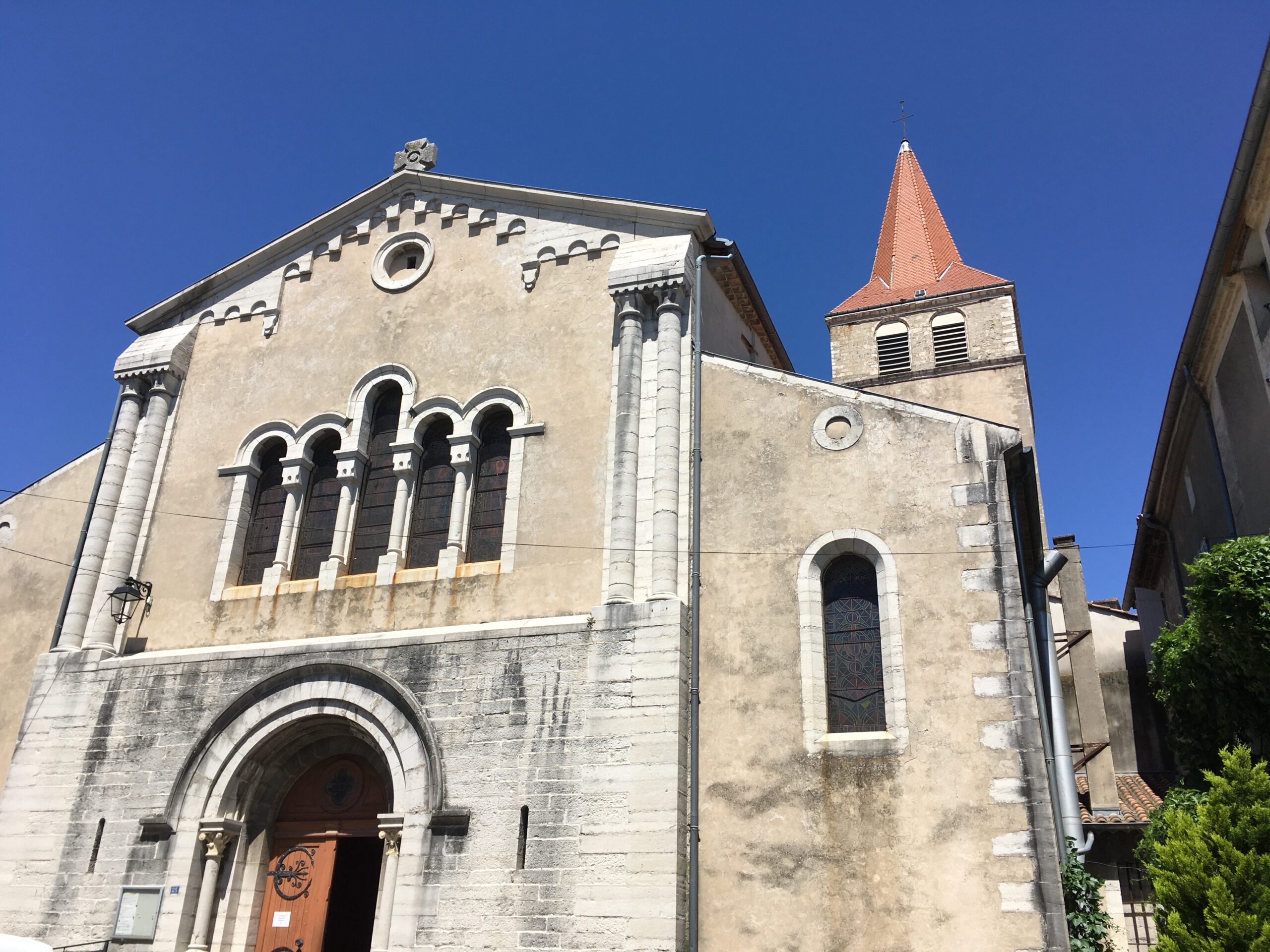 Eglise St Louis à Villeneuve de Berg