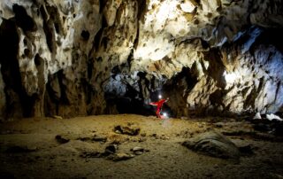 Spéléo la grotte du Derocs - 1/2 journée rando souterraine avec le BMAM