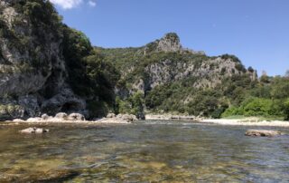 Canoë - Kayak de Châmes à St Martin d'Ardèche - 24 km / 1 jour avec Canoës Service
