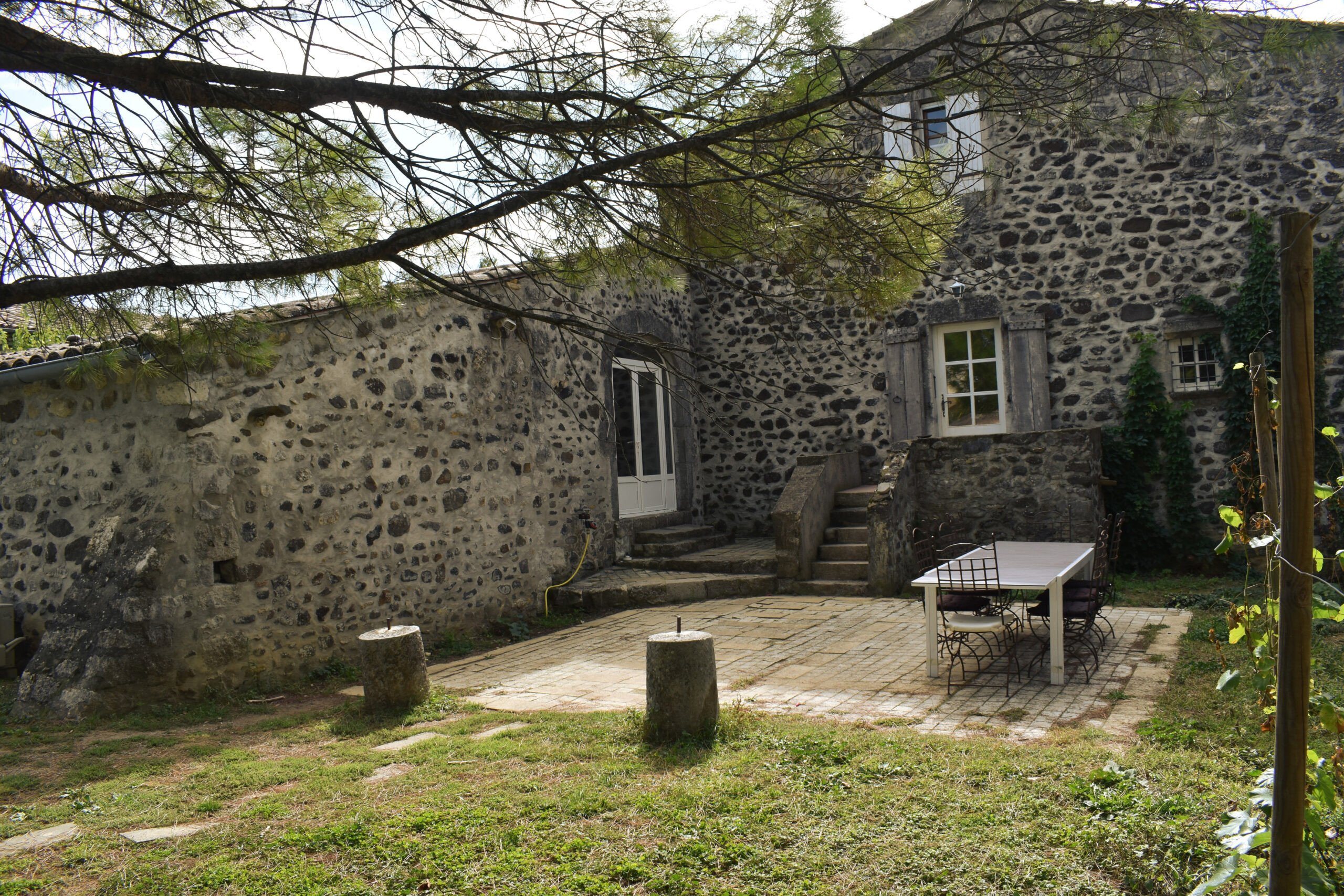 Chambres d'hôtes - La Cour de l'Olivier à Lussas