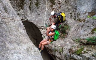 Descente du Canyon Sec de Pissevieille à Vallon Pont d'Arc