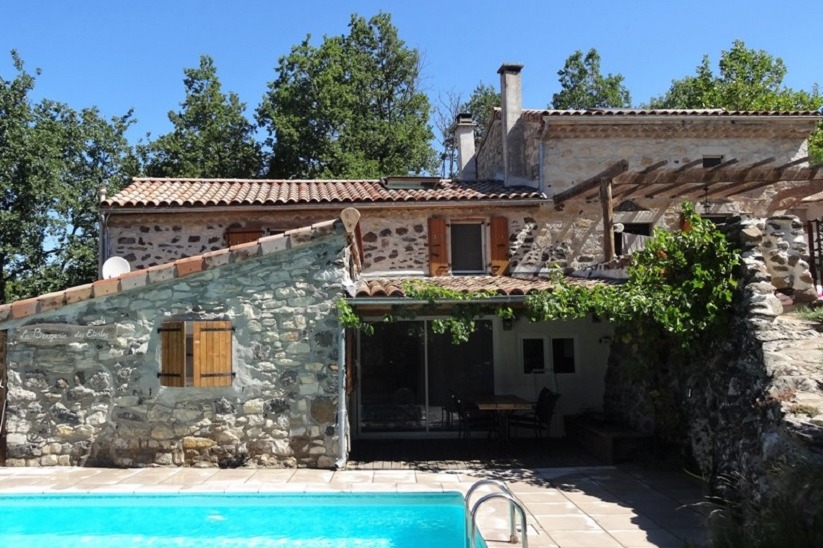 Le Vallon des Etoiles⭐- gite de caractère avec piscine privée -Ardèche du Sud
