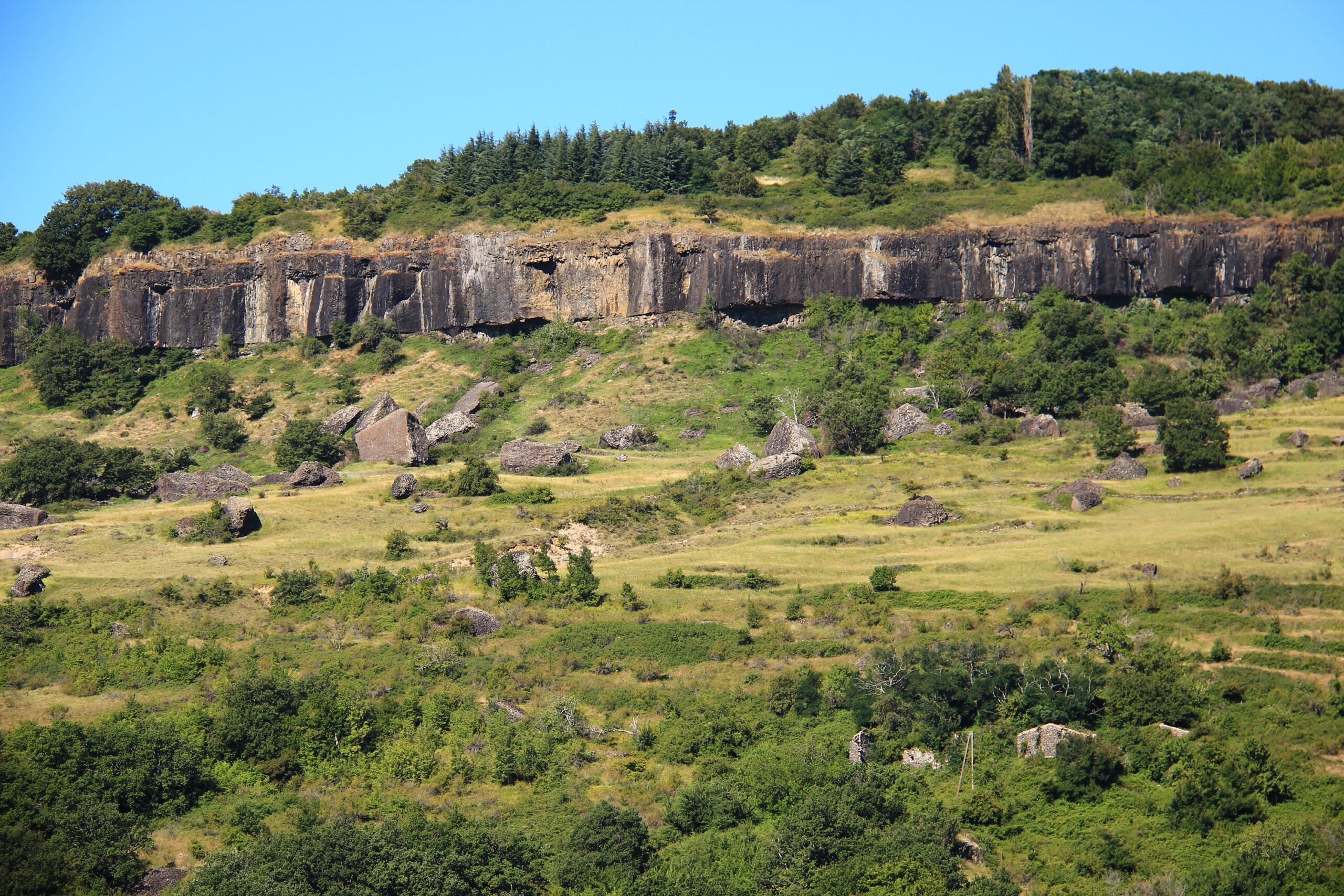 St Jean le Centenier