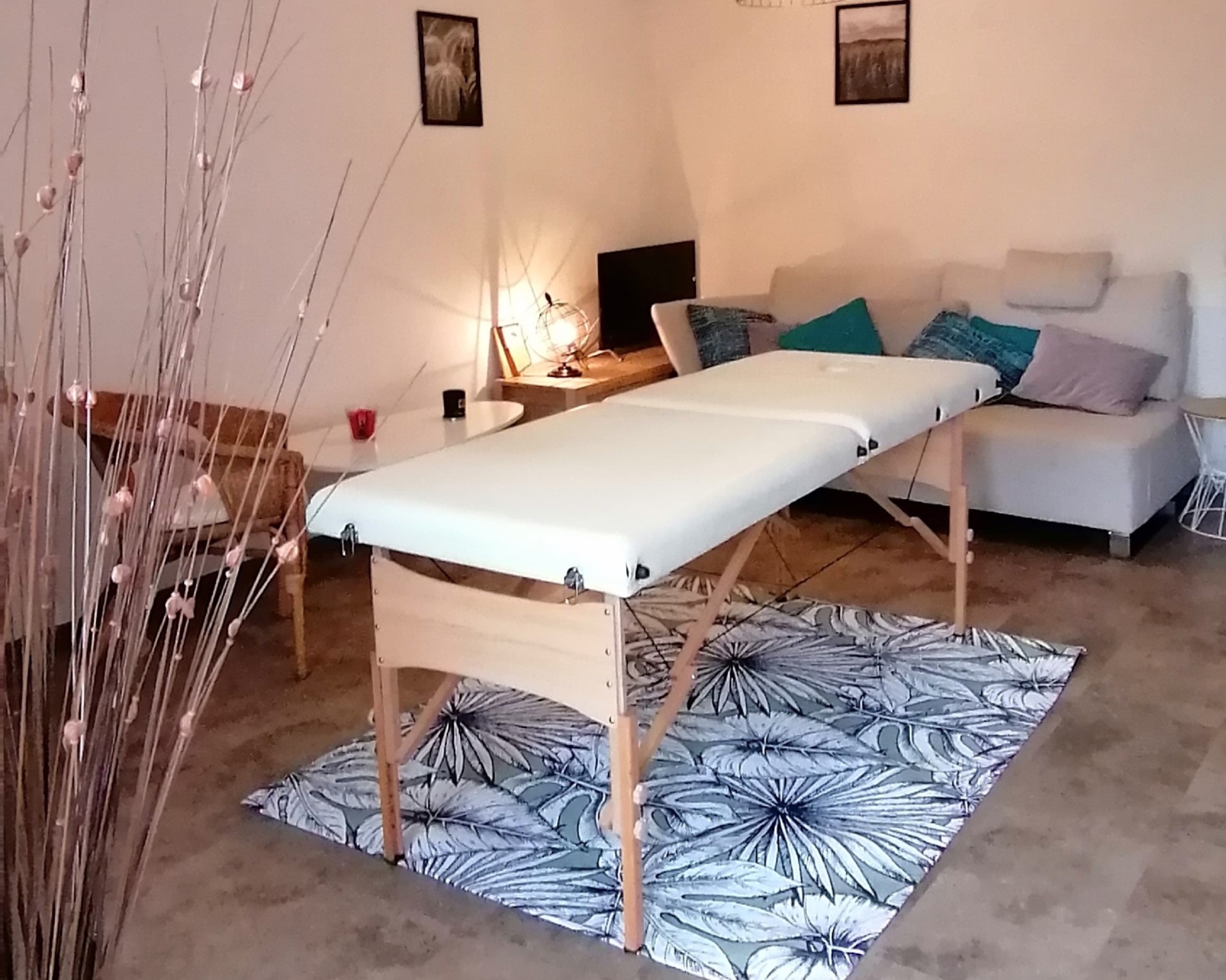 Espace massage intérieur hiver aux Gîtes de Sylilanse à St Pons