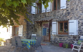 Gite les Bourriaux à St Pons - Terrasse