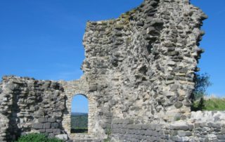 Vestiges du château de Mirabel