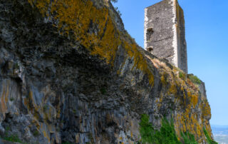 Tour et ruines du château de La Roche_Mirabel