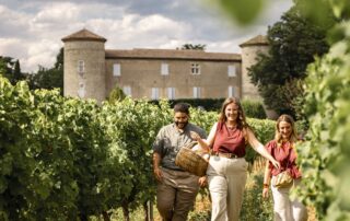 Pique-nique dans le petit bois du Château de la Selve_Grospierres