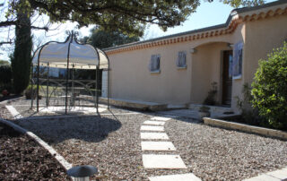 Des couleurs et des mots à Villeneuve de Berg