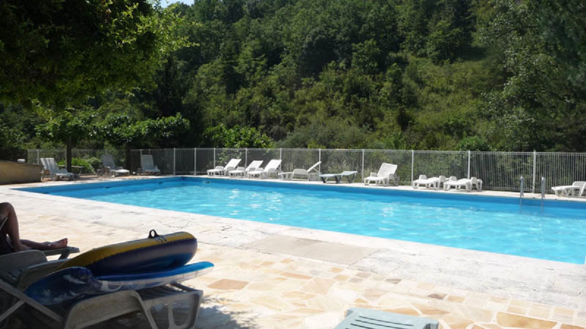 piscine domaine de serre long