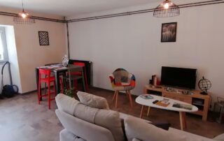 Salon - Sylilanse - Gîte Chante Mûre à St Pons