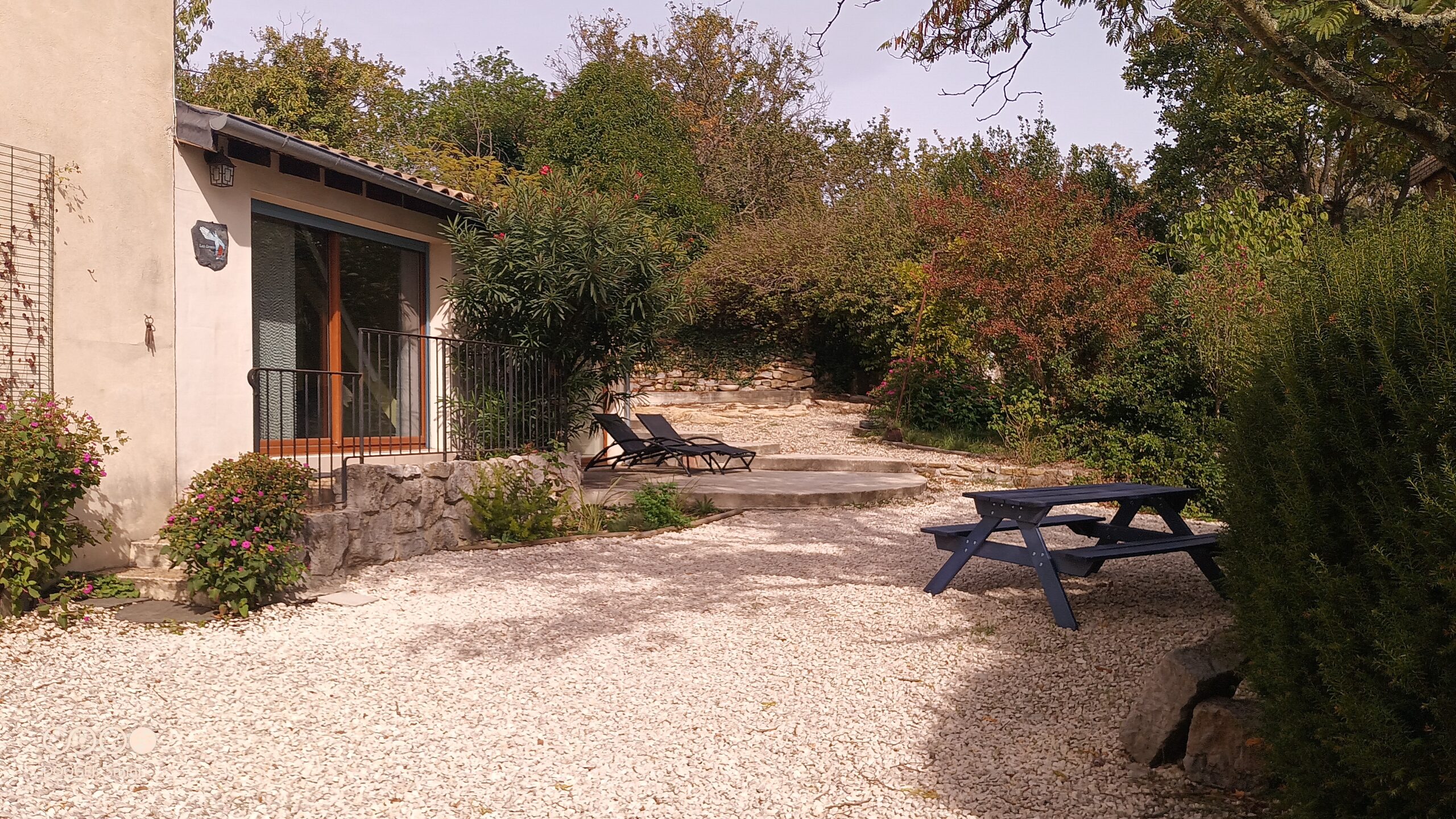 Extérieur clos - Gîte Les Geais à Villeneuve-de-Berg