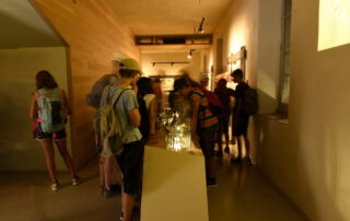 Salle d'exposition du musée vivant du ver à soie