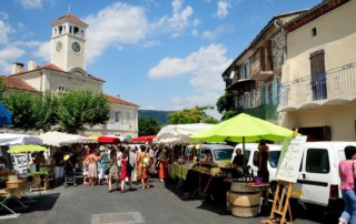 Marché hebdomadaire Marché hebdomadaire