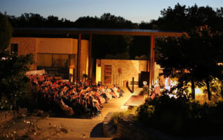 Théâtre sous les étoiles : L’Héritier du village de Marivaux Théâtre sous les étoiles : L’Héritier du village de Marivaux