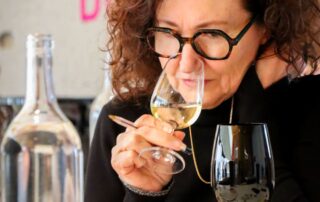 Tasting initiation for young and old at Néovinum_Ruoms