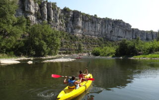 Canoë famille cirque de Gens