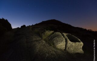 Stargazing as part of the activities at the Sensitive Natural Area_Saint-Laurent-sous-Coiron