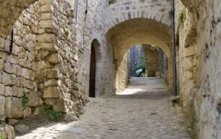 visites guidées du vIllage histoire de Balazuc_Balazuc