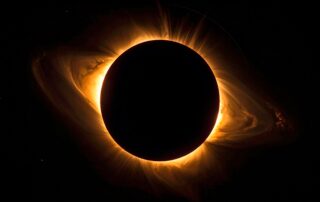 Les éclipses, De grands spectacles astronomiques riches d’enseignements sur le genre humain_Balazuc