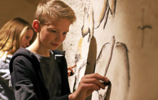 Dis, dessine-moi un mammouth à la grotte-atelier