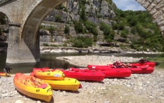 Canoë – Kayak de Balazuc à Pradons – 8 km avec Balazuc Loisirs