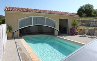 Stéphanie – gîte du combeau Stéphanie – gîte du combeau