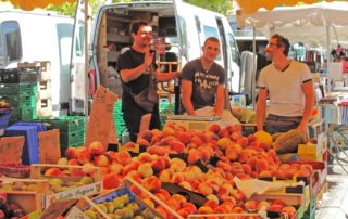 Marché hebdomadaire de Ruoms Marché hebdomadaire de Ruoms