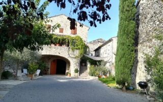 La remise aux hirondelles La remise aux hirondelles